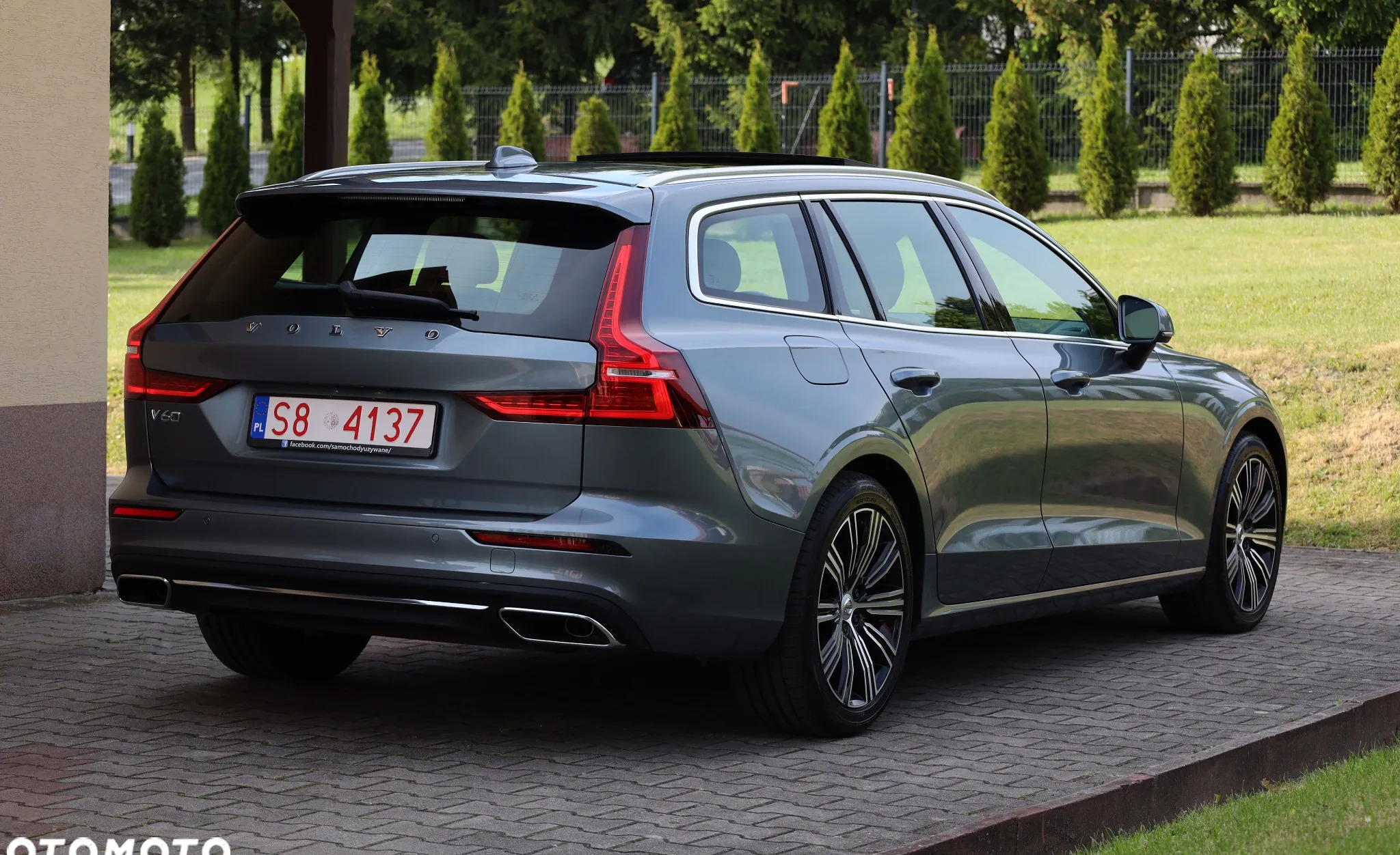 Volvo V60 cena 114992 przebieg: 74000, rok produkcji 2019 z Strzyżów małe 781